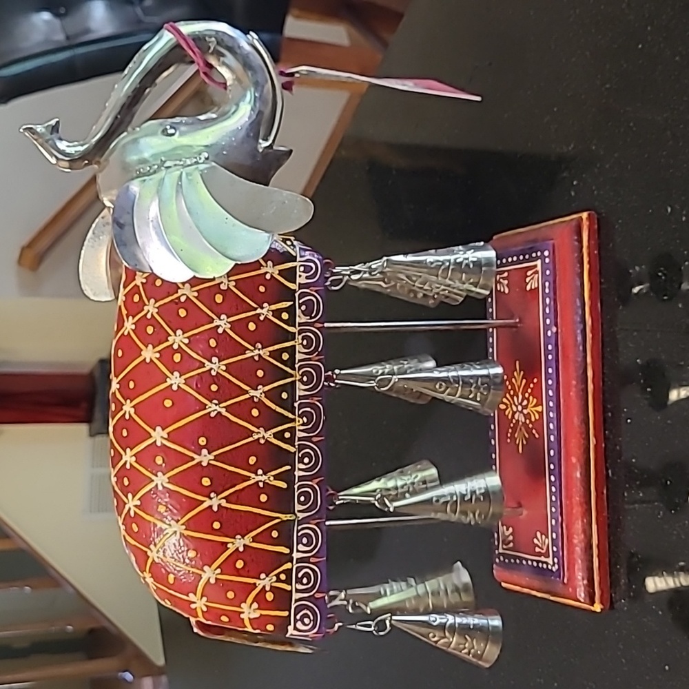 Elephant Decor - Picture 3 of 12